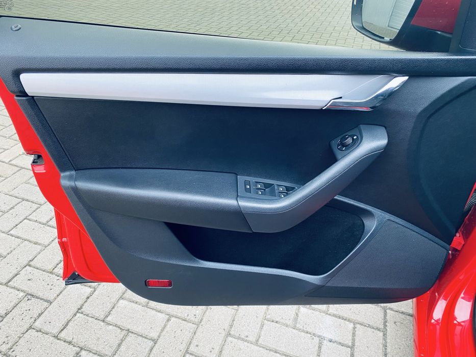 Продам машину škoda