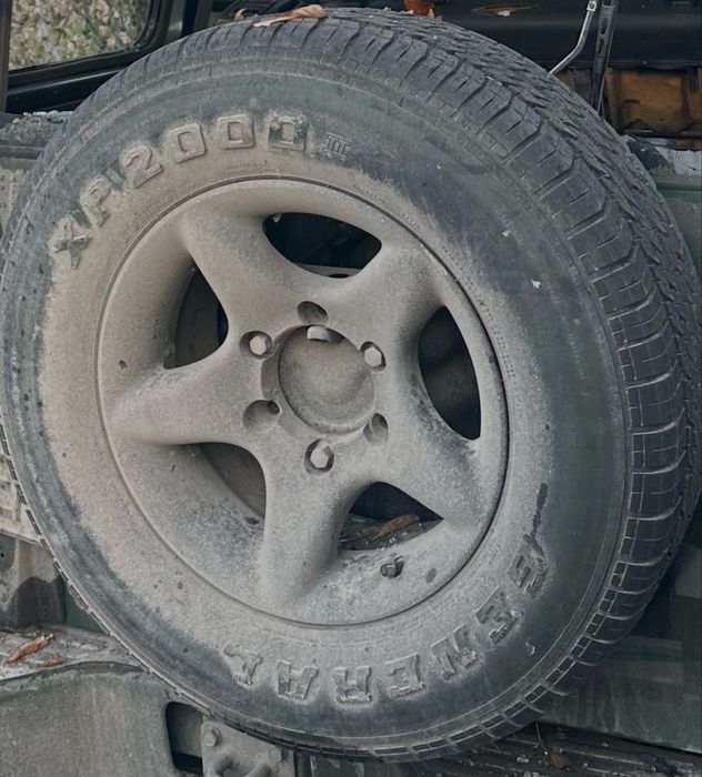 Продам литые диски excel 4x4 с резиной