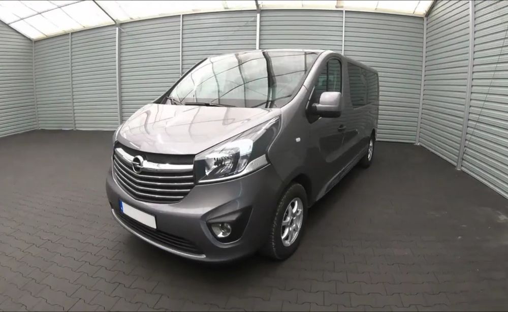 Przewóz osób busem 9 osobowym