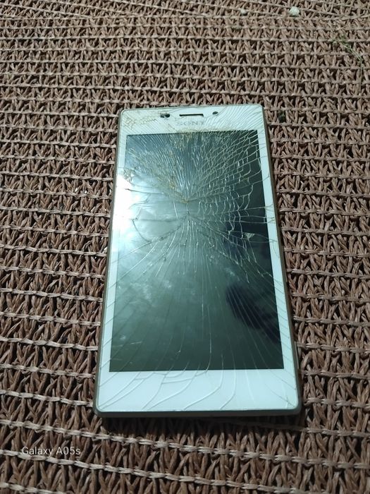 Sony Xperia M2 – Funciona, Tela com Problemas