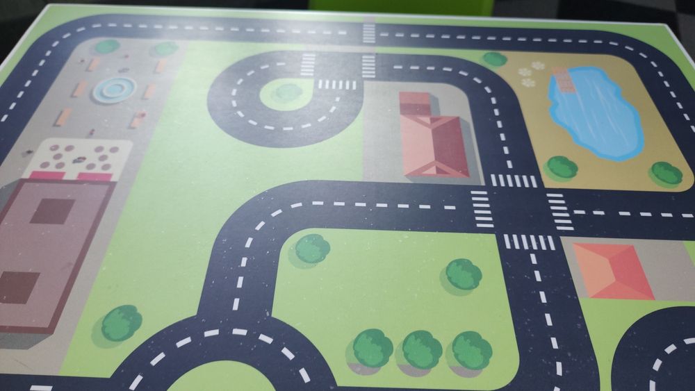 Zestaw mebli dla dzieci, stolik Lack i 3 krzesła