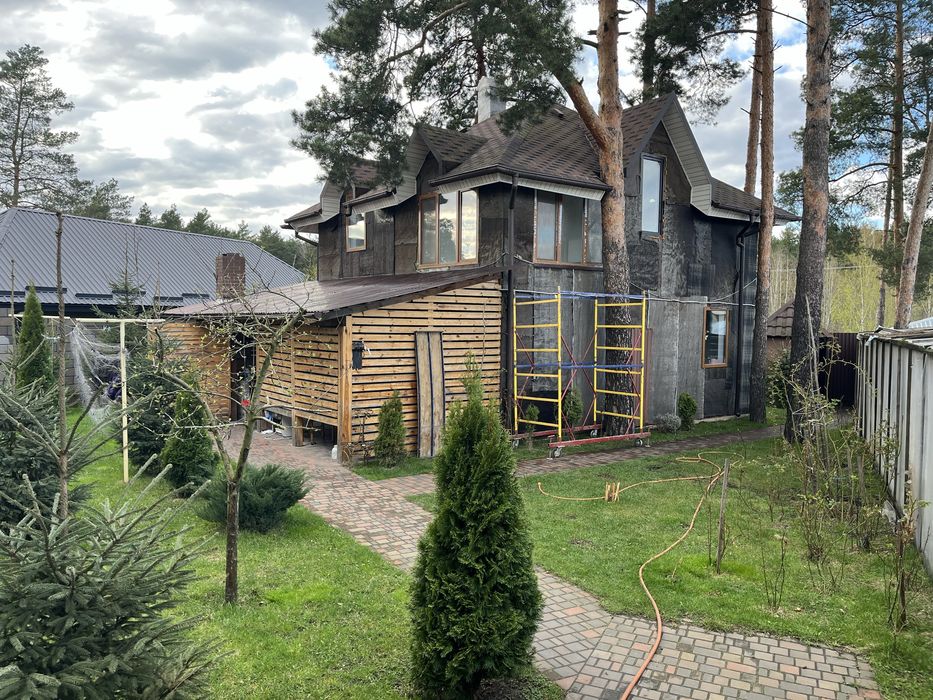 Продам СТО. м. Сарни. вул Ковельська 116