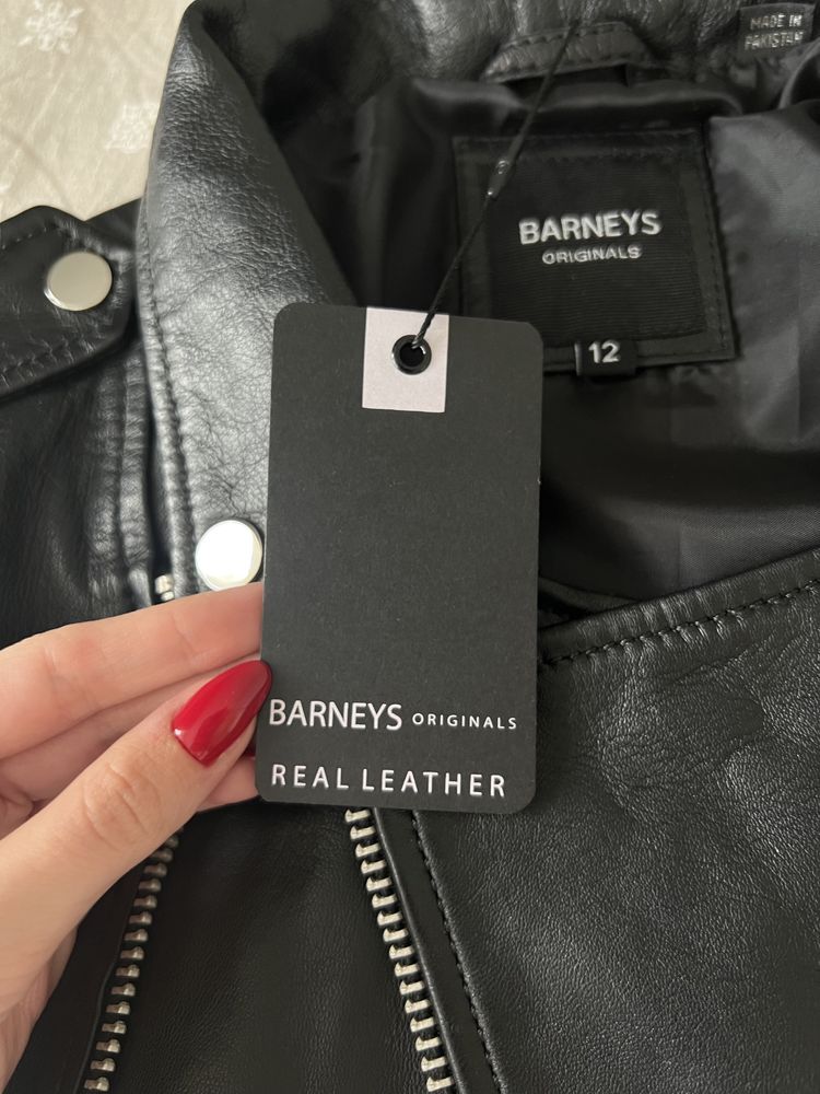 Barneys жіноча курточка ШКІРА