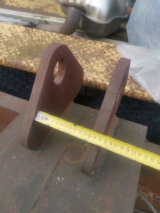 Łyżka do rowów melioracyjnych koparka koparko-ładowarka.