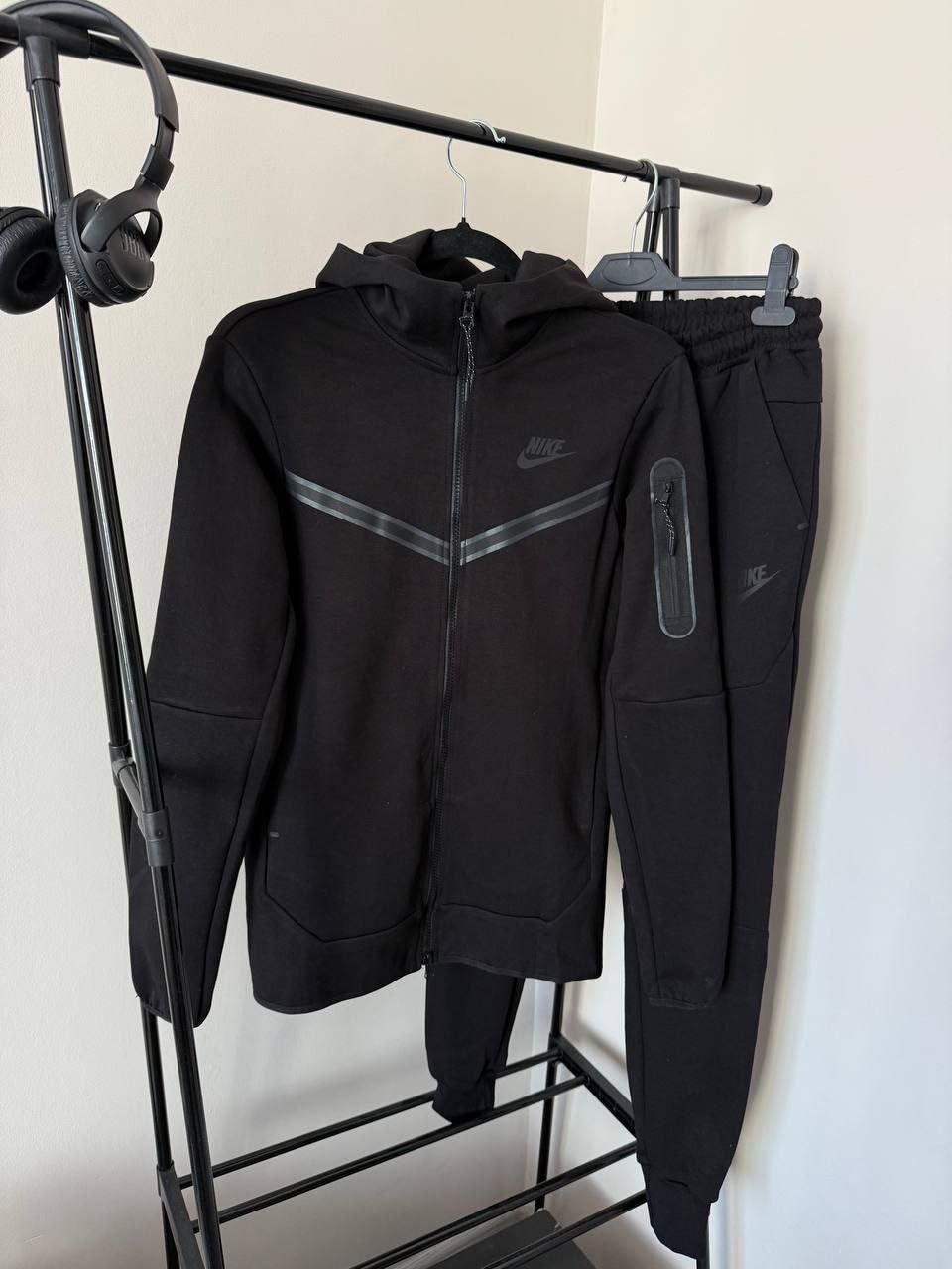 Dres Nike Tech Fleece
