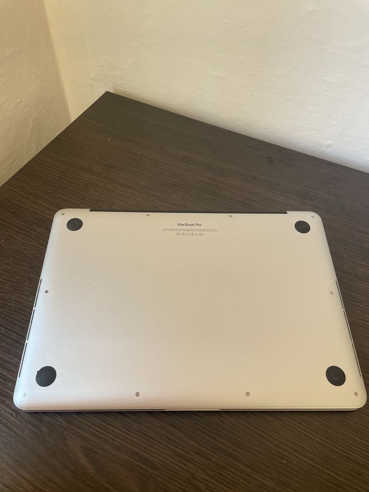 Macbook pro 13 2013 256 GB