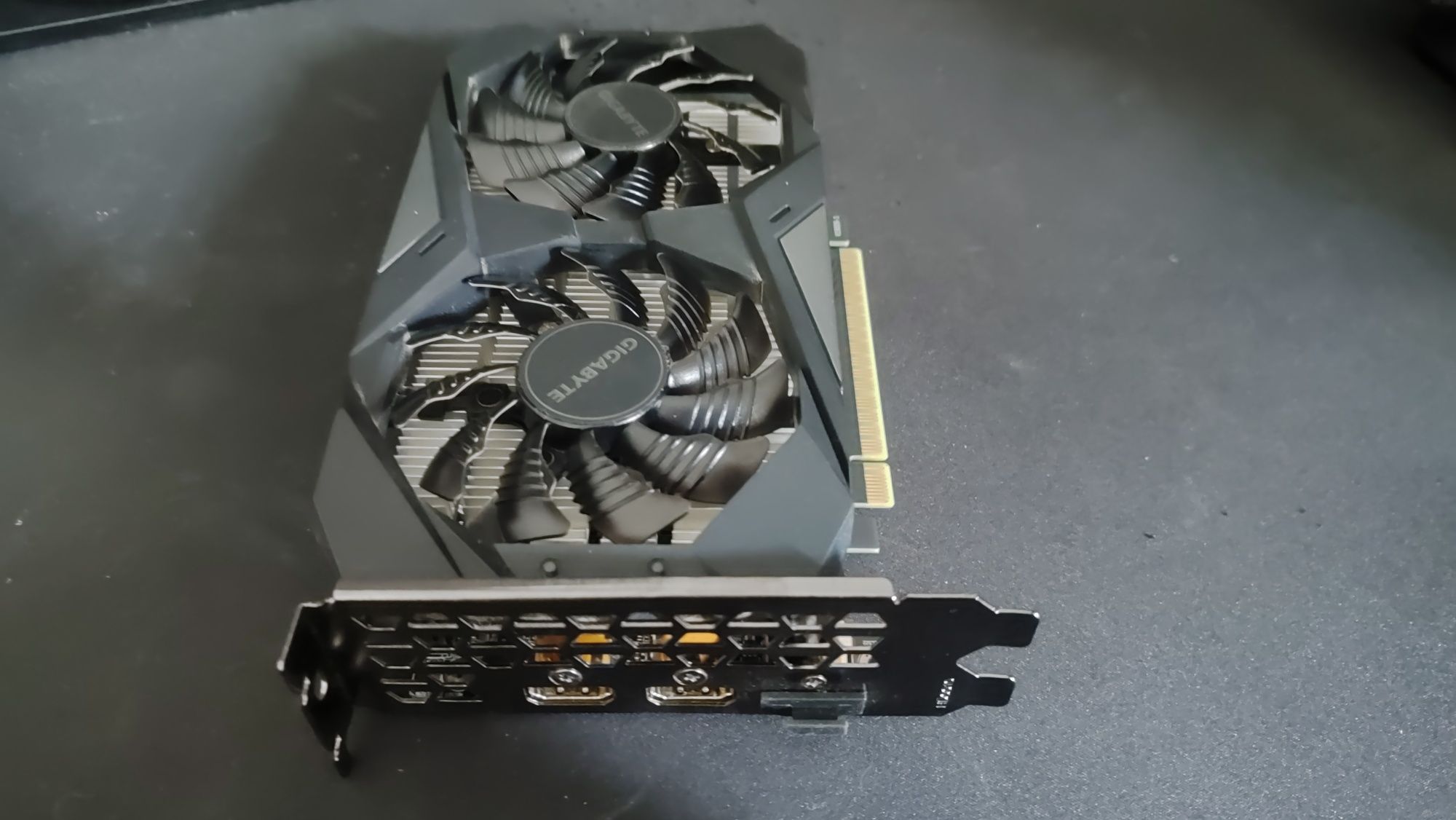 Placa gráfica NVIDIA GTX 1650 OC