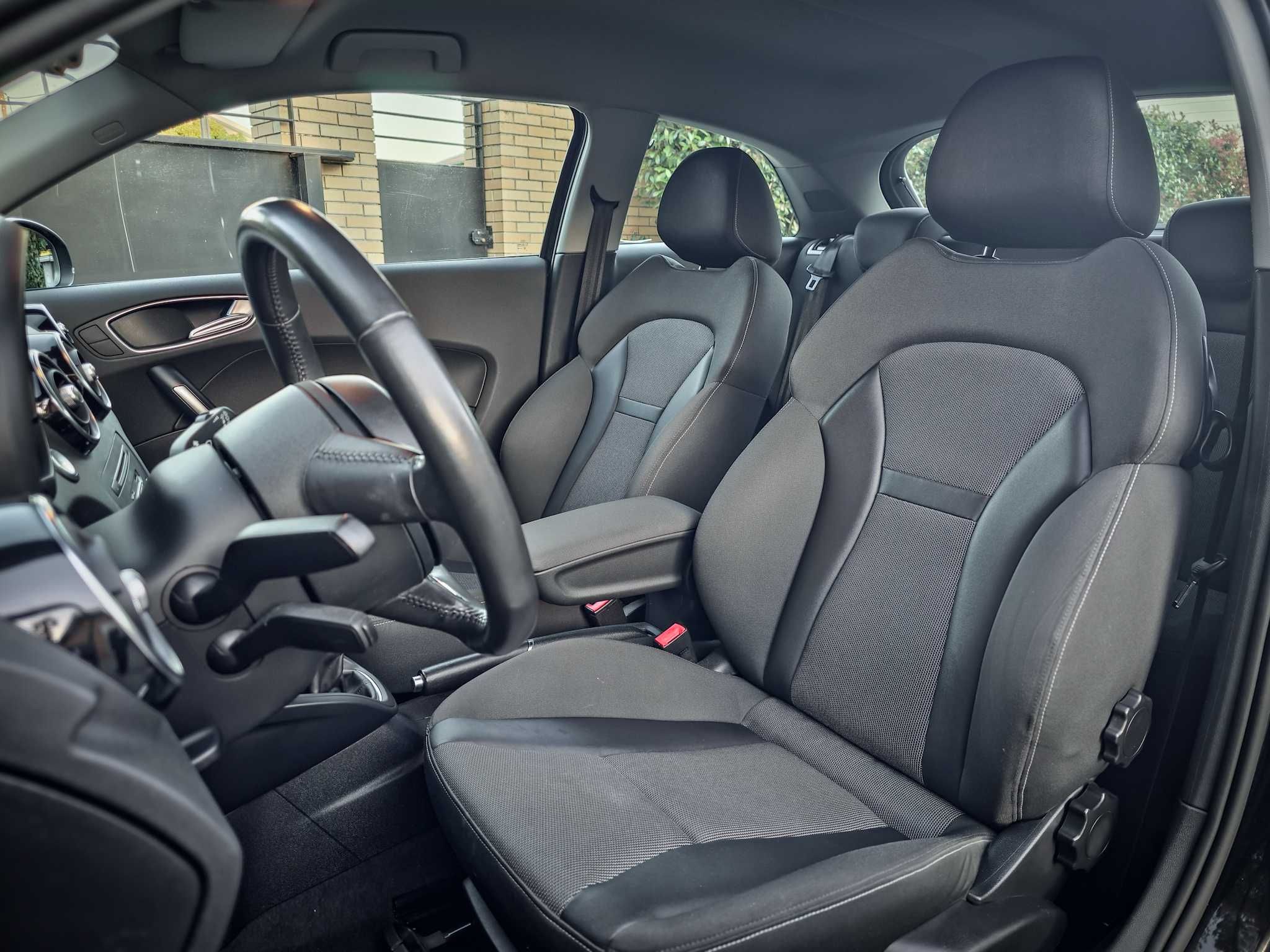 Audi A1 1.6 Tdi 105cv *Muitos extras*