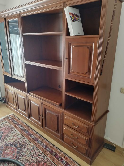 Sr móvel charmoso procura nova sala