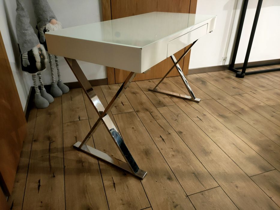 Biurko białe 120x55 cm toaletka