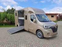 Renault Master nowa zabudowa - koniowóz - gwarancja