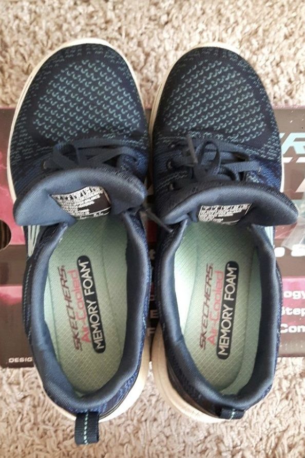 Кросівки Skechers, memory foam