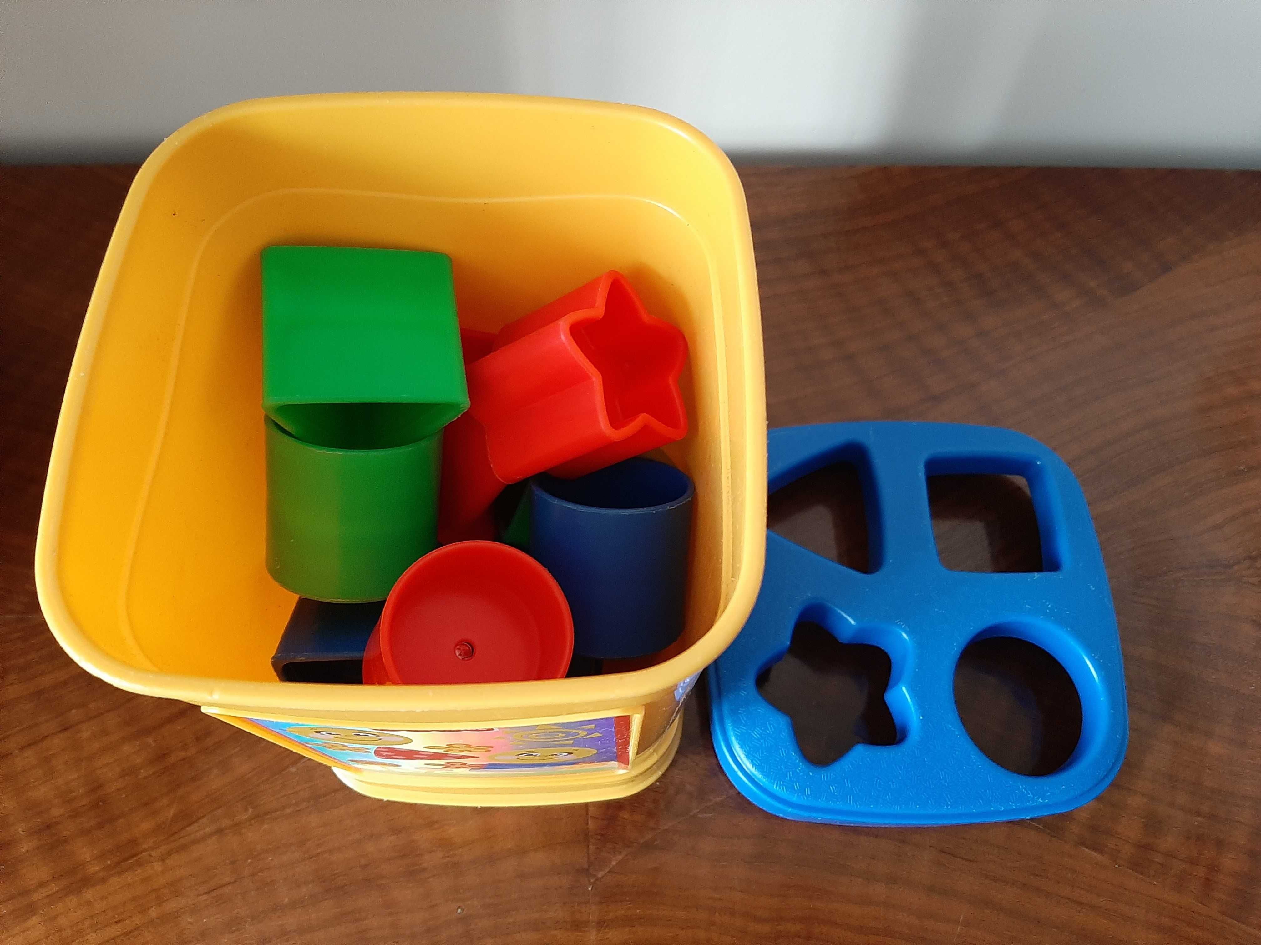 Fisher Price - sorter - klocki - kształty - dla małego dziecka