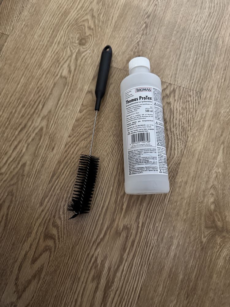 Продам Акумуляторний пилосос Thomas Aqua Floorcleaner Cordless