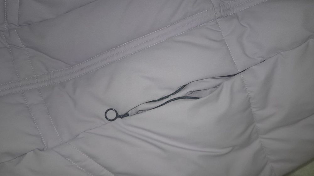 Продам куртку зимову