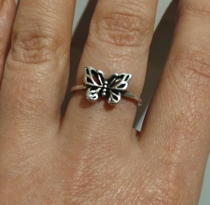 Каблучка метелик срібна