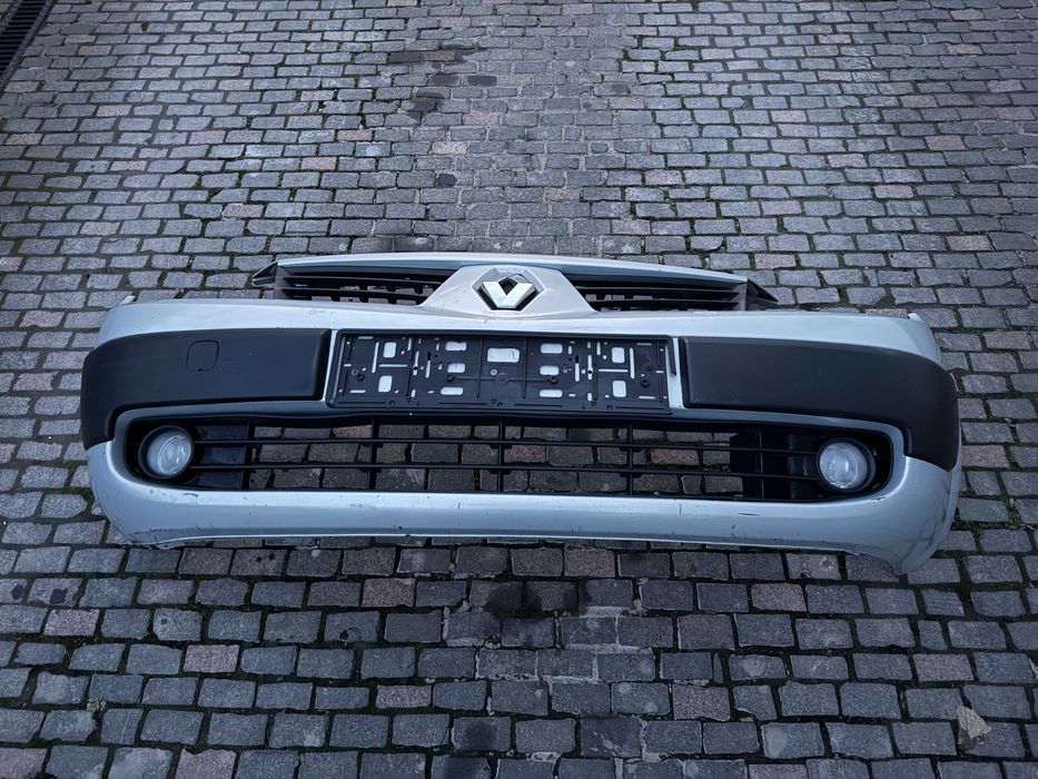 Бампер передній 8200139528 Renault Scenic 2 2003-2006pp №3