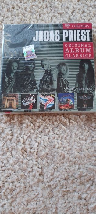 Продам запечатанные фирменные  компакт диски производства EU