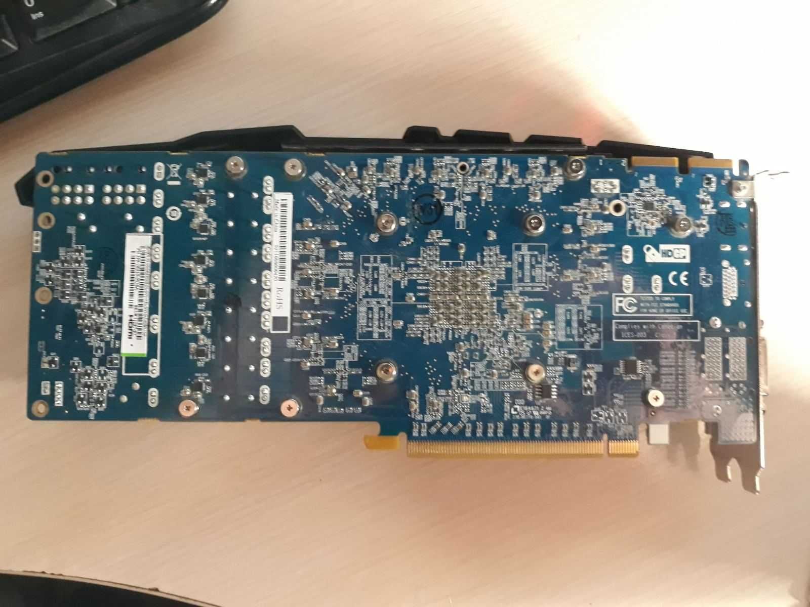 Відеокарта Sapphire Radeon HD 7970 3072MB (11197-97-90G)