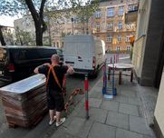 Przeprowadzki, taxi bagażowe, przewóz rzeczy i mebli, transport Kraków
