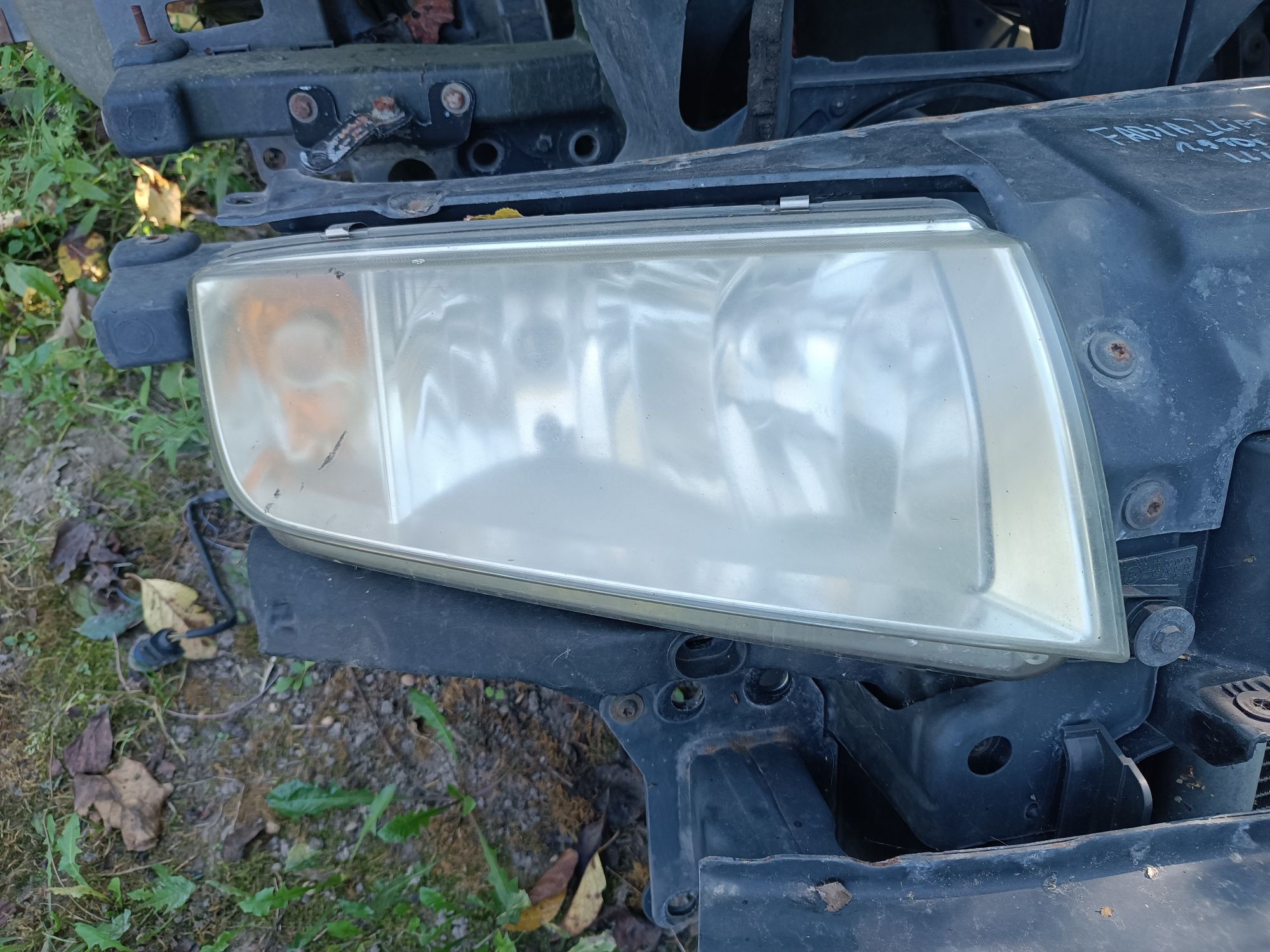 Lampa lampy przód prawa lewa komplet skoda fabia I lift europa