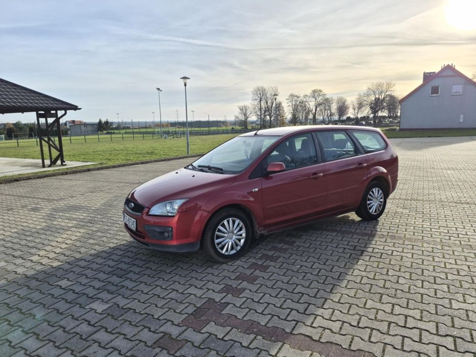 Ford focus mk2 niski przebieg zadbany focus 2 kombi hak