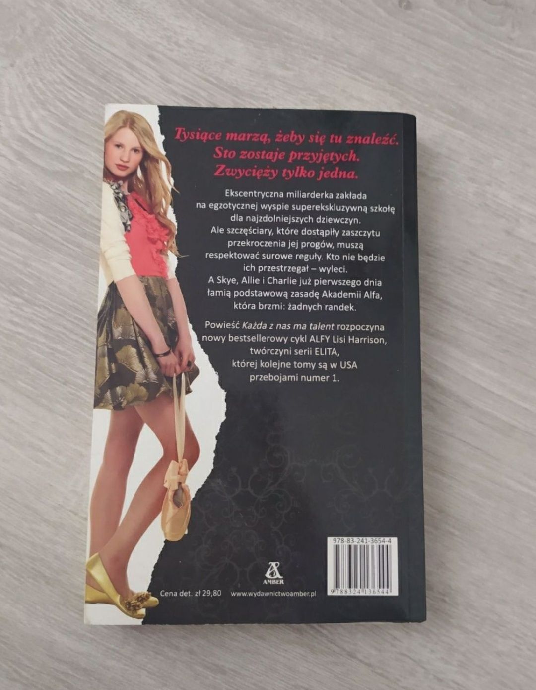 Książka Alfy każda z nas ma talent - Lisi Harrison