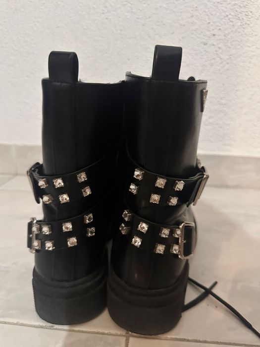 Botas de pele GUESS