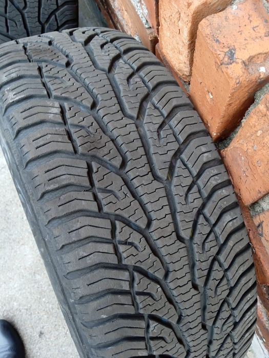 Opony wielosezonowe (4szt) Uniroyal 205/55/16 + felgi stalowe