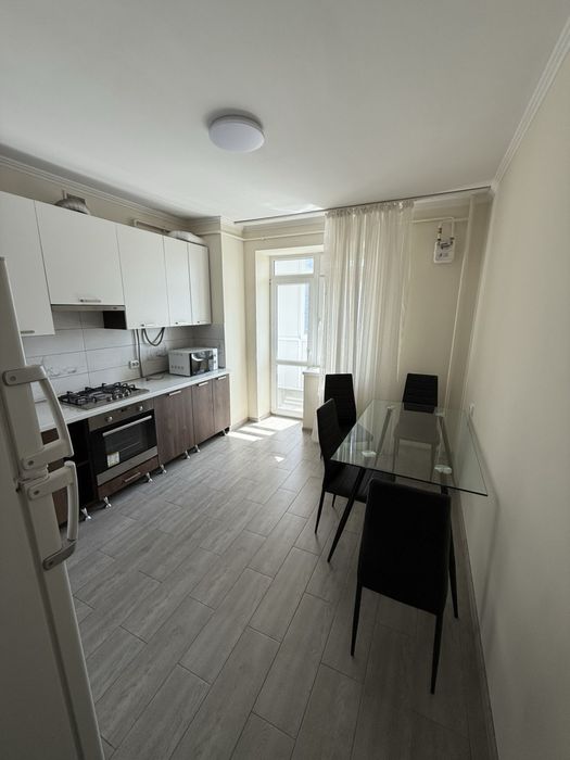 Продаж квартири по вул. Жасминова