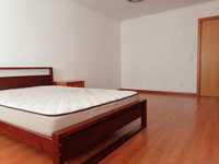 Quarto para casal com recibo