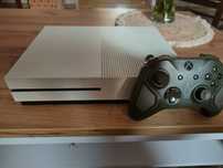 Xbox One S 1TB + Limitowany  PAD Combat Tech
