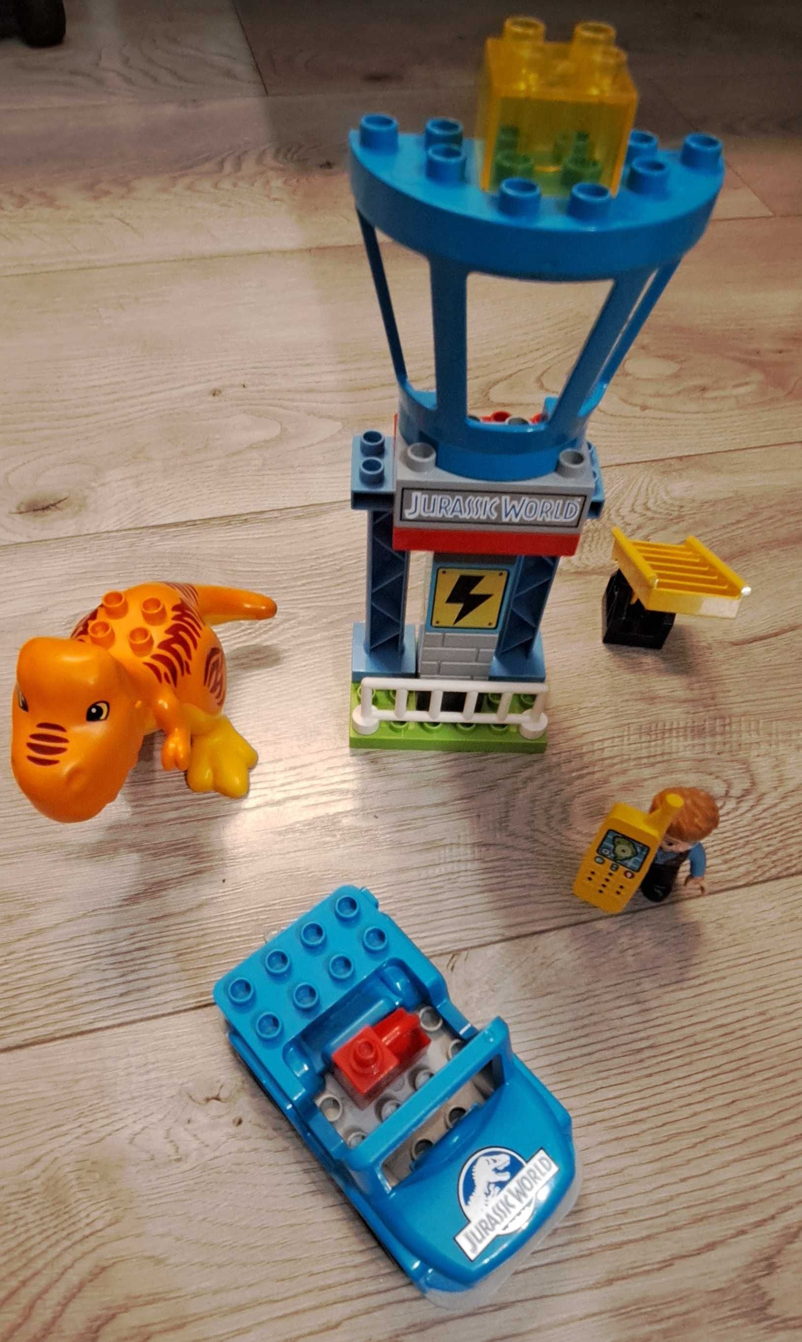 Klocki Duplo Wieża tyranozaura. 10880