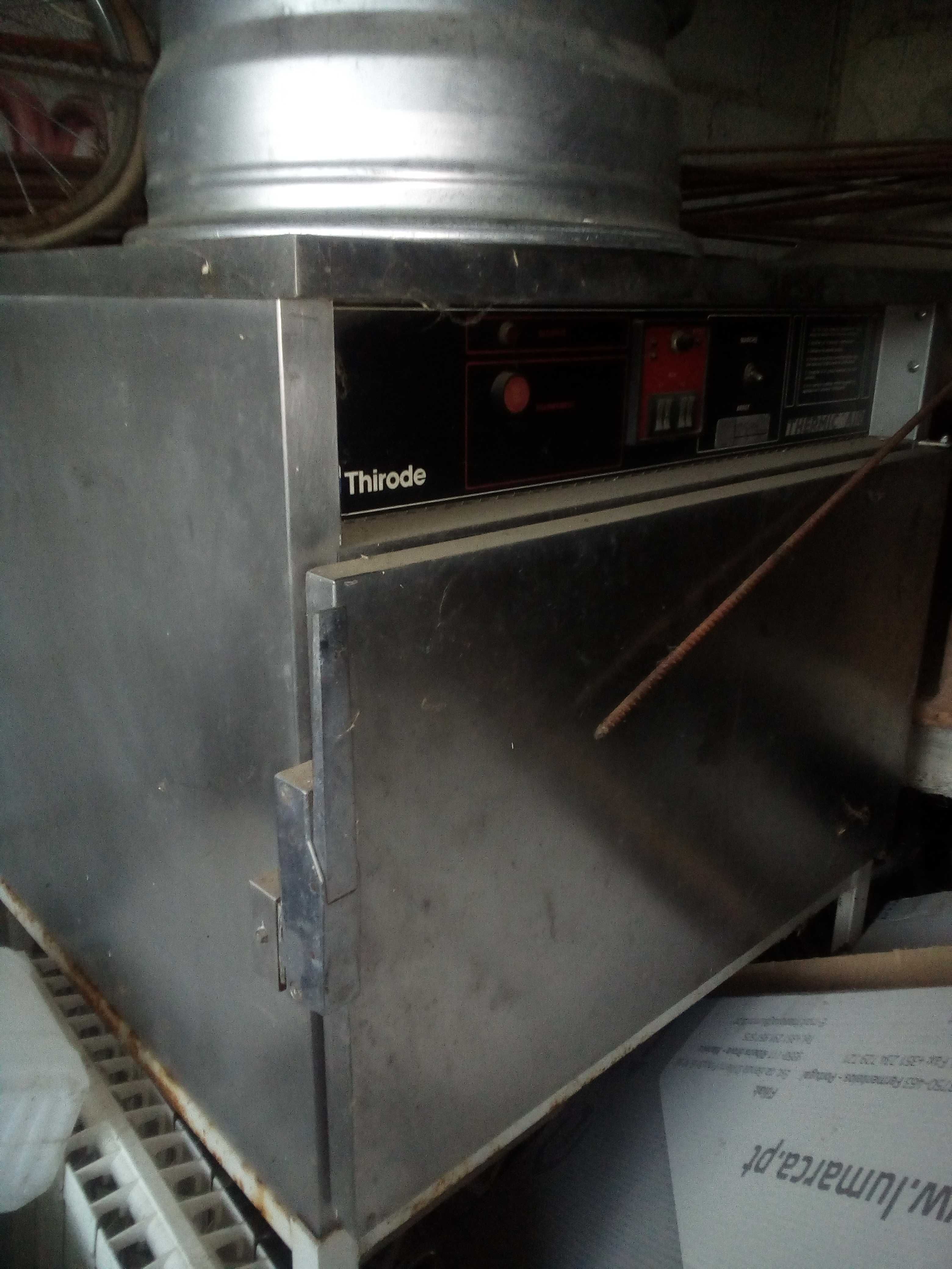 2 fornos / estufas laboratório