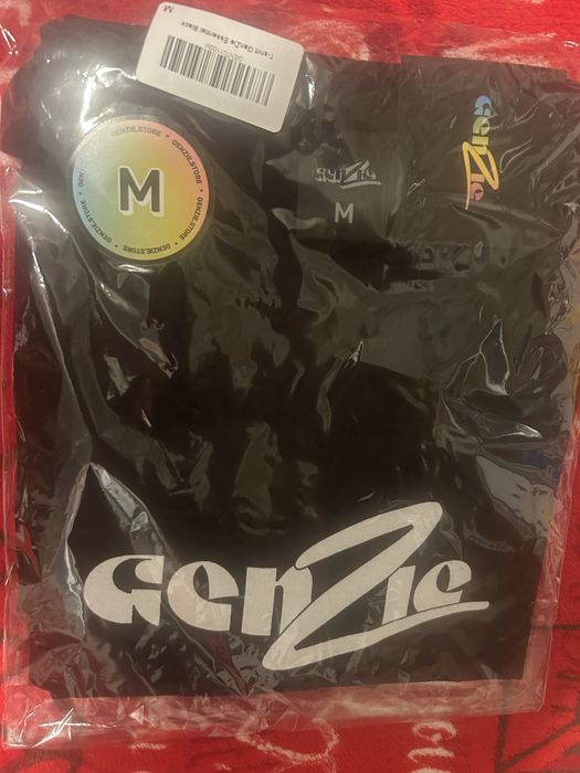 T-shirt     Genzie