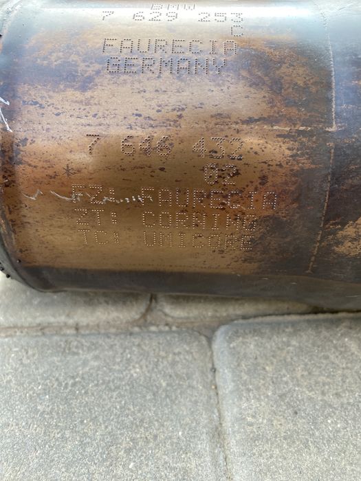 Продам каталізатор сажевий фільтр бмв! Знятий з мотору n20 90 пробігу