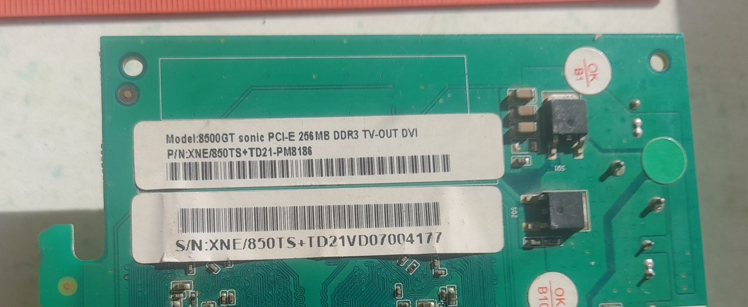 Відеокарта  GeForce 8500GT