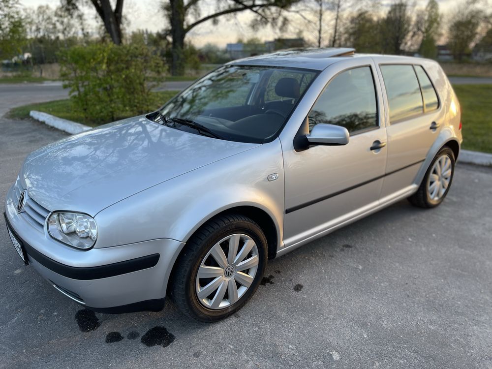 VW GOLF 2000 1.4 MPI