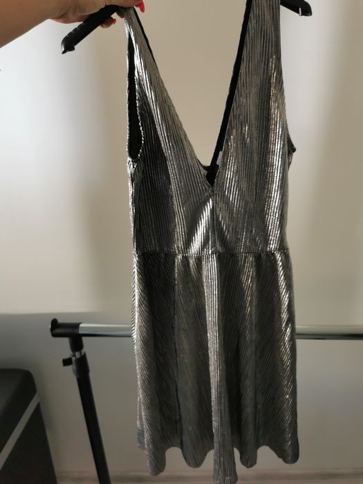 Sukienka hm błyszcząca świecąca sylwestrowa Nowa