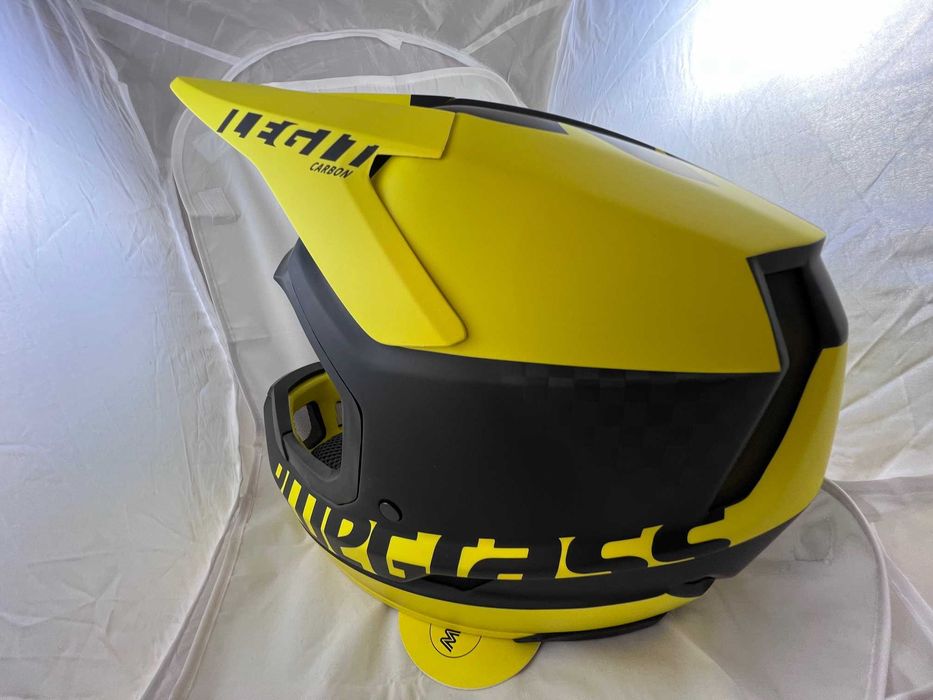 Kask rowerowy BLUEGRASS Legit Carbon rozm. XL 60-62 cm - NOWY