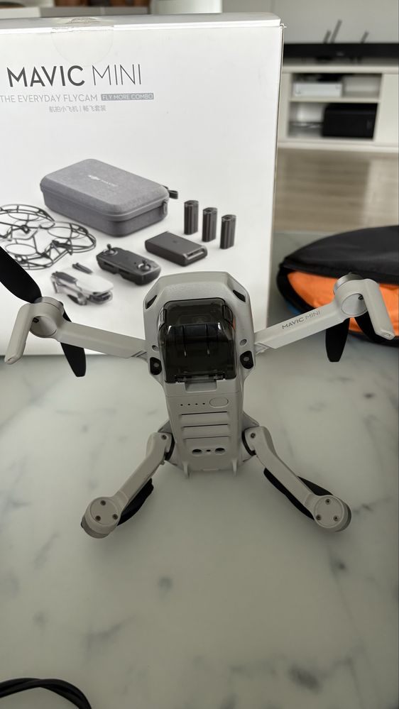 Dron DJI mavic mini plus dodatki