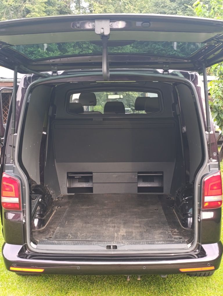 Sprzedam VW transporter T5 2.0 BiTDI DSG 2013r.