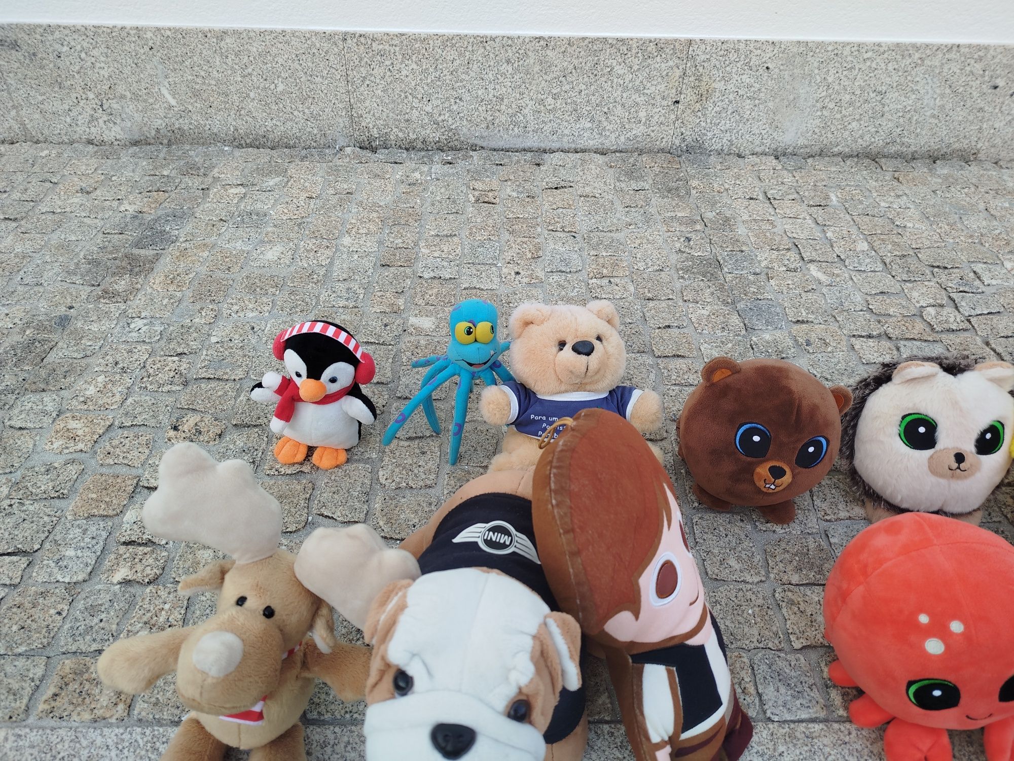 Peluche - todos que estão nas fotos
