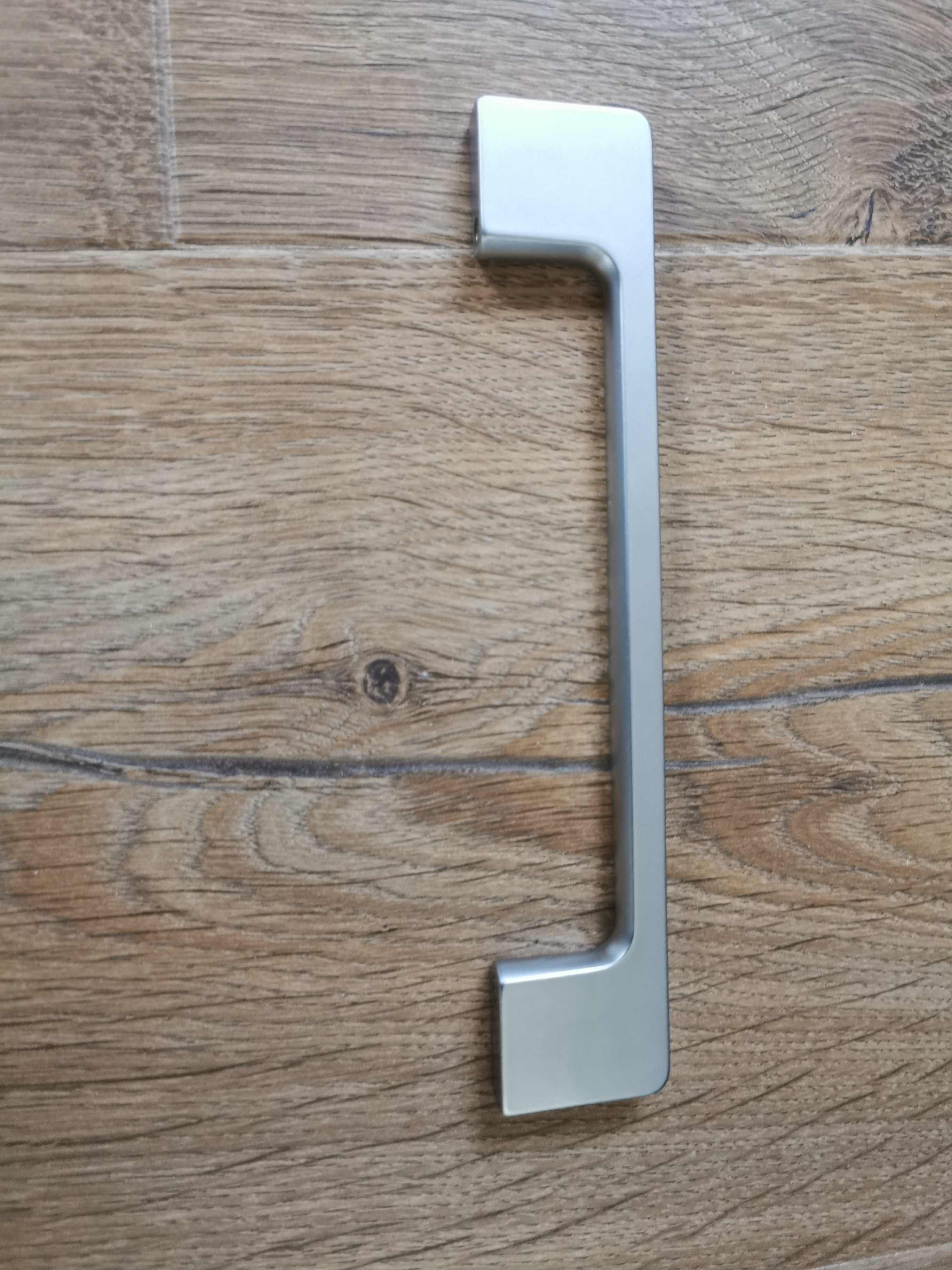 4 szt nowe uchwyty meblowe techno 128mm Chrom Mat