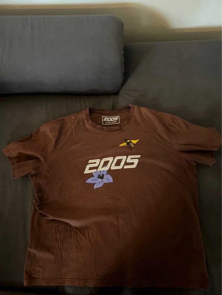 T-shirt 2005 rozmiar M
