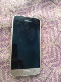 Продаю Samsung galaxy j1 2016