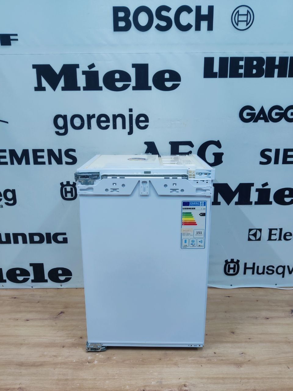 Вбудований холодильник LIEBHERR™ IK 1614 під стільницю чи в пенал. Ger