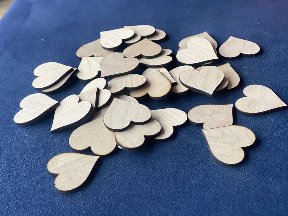 37 szt drewniane serce 4x4cm do pomalowania