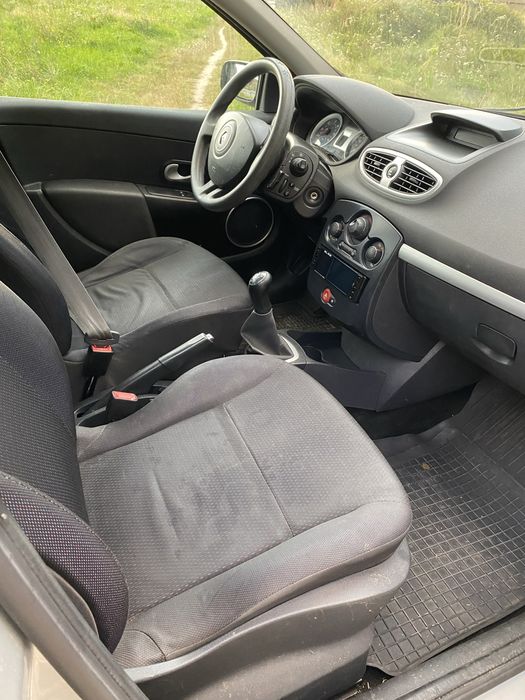 Продам Renault Clio 1.5 dci