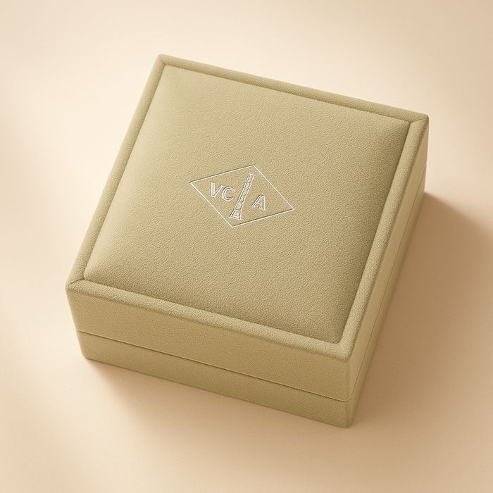Pulseira trevos estilo Van Cleef  Charme e sofisticação